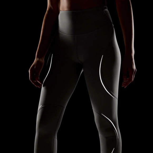 Lululemon Base Pace High-Rise Reflective Crop 23" Gull Grey Size 6 - Picture 3 of 16